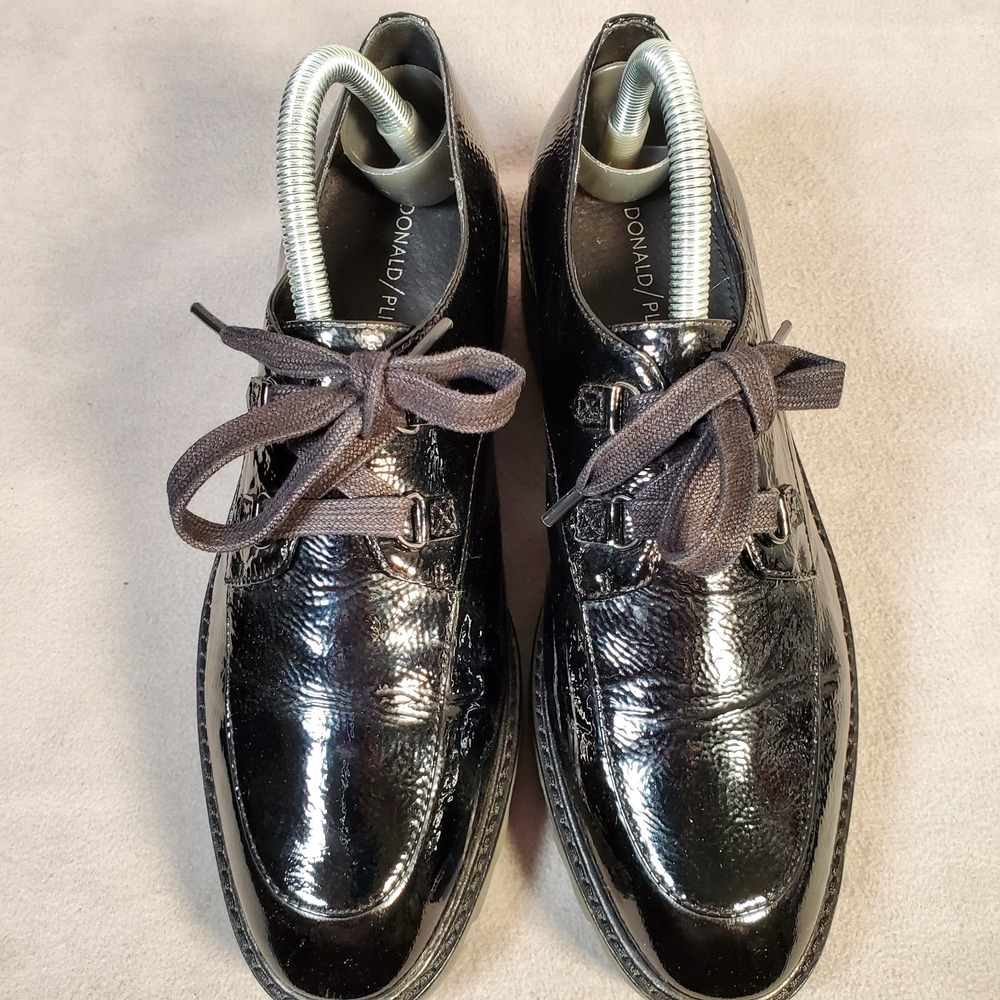 Donald Pliner Emill Oxford Womens 8M‎ Black Patent Leather Lug Sole Goth Grunge - Picture 2 of 8